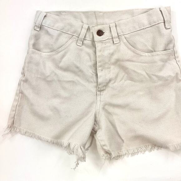 vintage women's 1970's Levi's Sta-Prest big E white high waist cut offs 29 in - Picture 3 of 6